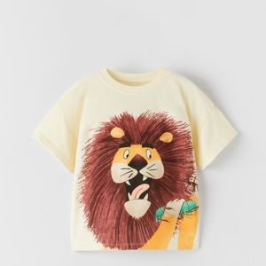 SOLD!🧺Lion 🦁 Zara tee